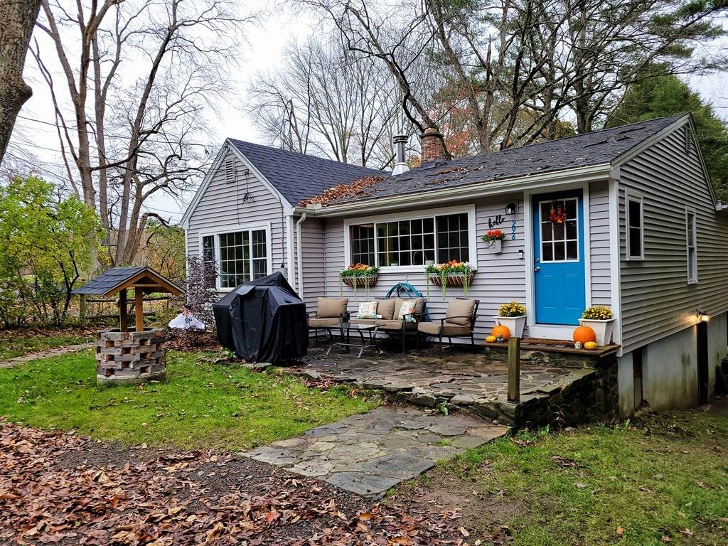 296 Daniel Shays Hwy - Photo 1