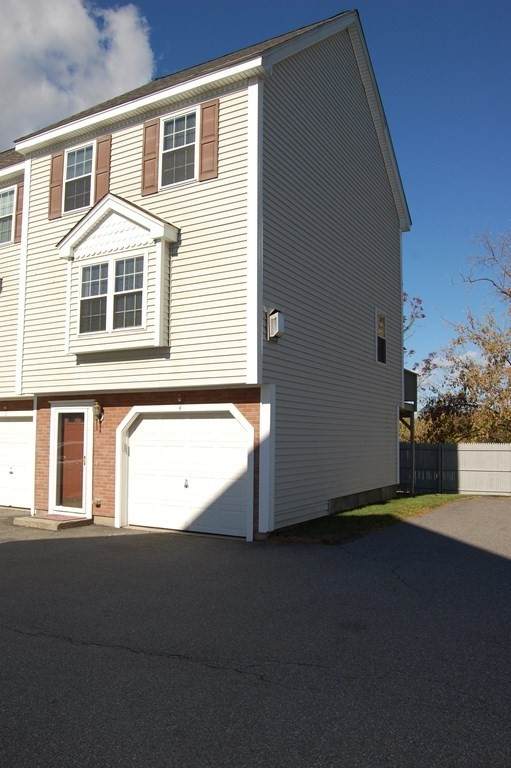 1005 Middlesex - Photo 1