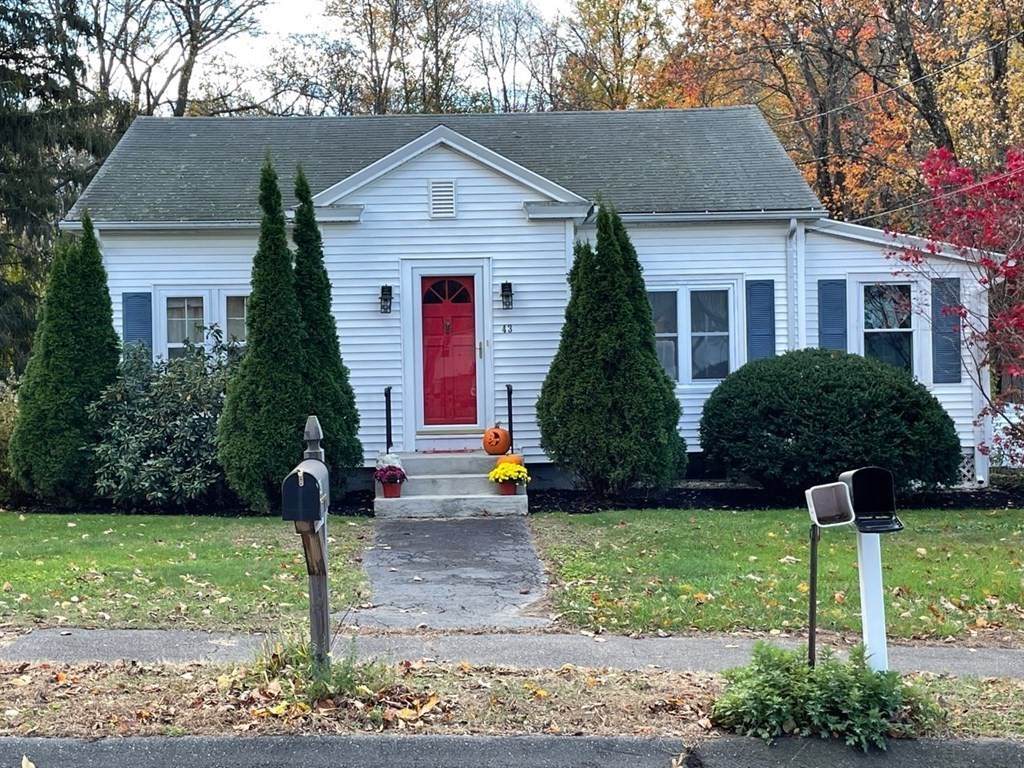 43 Jackson St - Photo 1