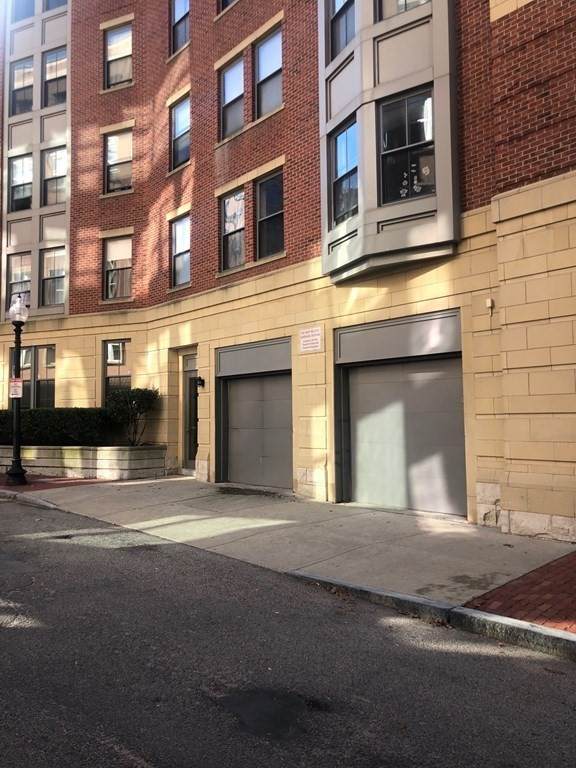 25 Savoy St - Photo 1