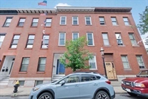 29 Essex Street - Photo 1