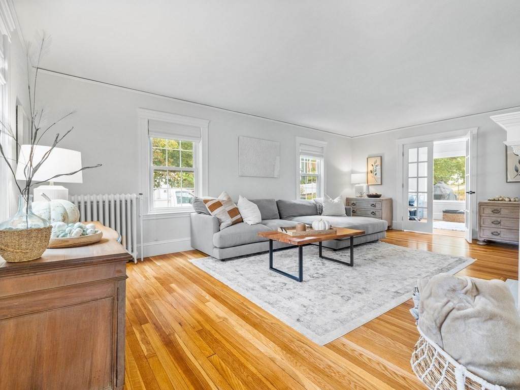 19 E Wyoming Ave - Photo 1