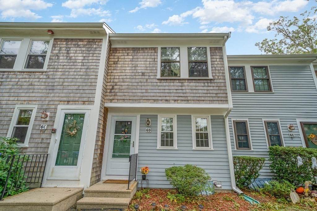 300 Falmouth Rd - Photo 1