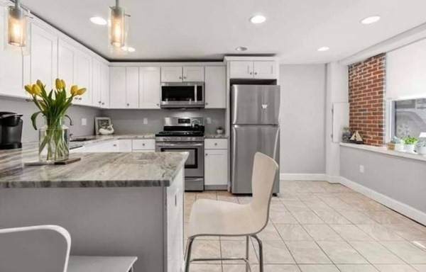 356 E 8th St - Photo 1