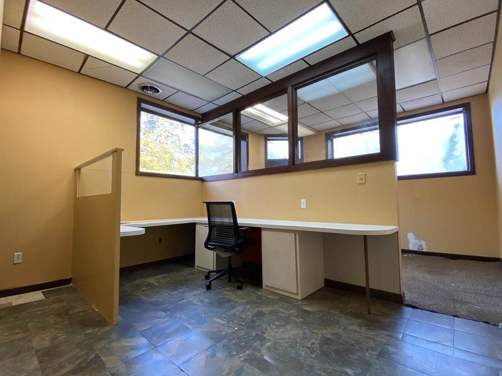 77 Forest St - Photo 1