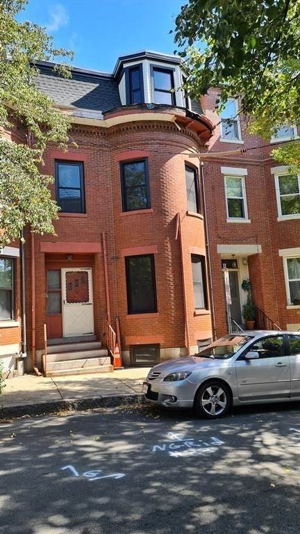 33 Beacon St - Photo 1