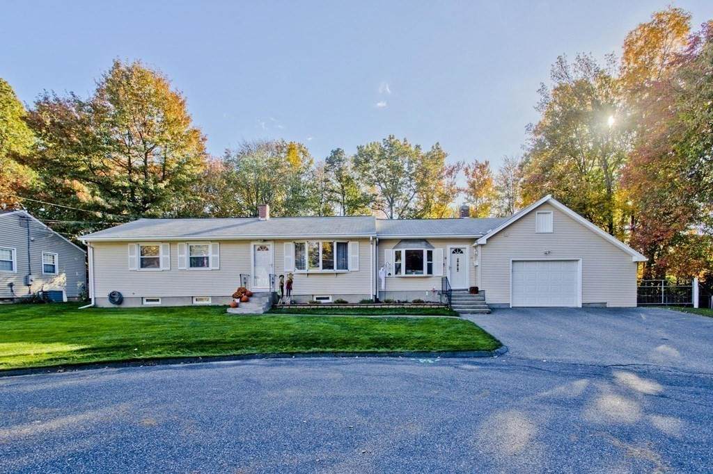 18 Gordon Dr - Photo 1