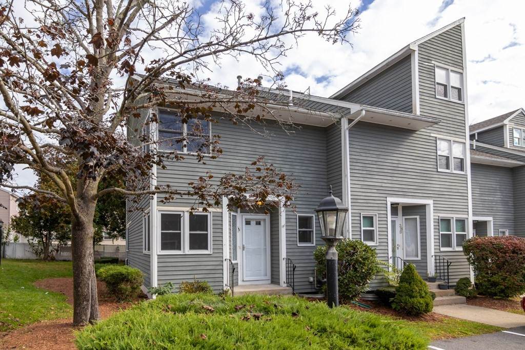 38 Farmland Rd - Photo 1