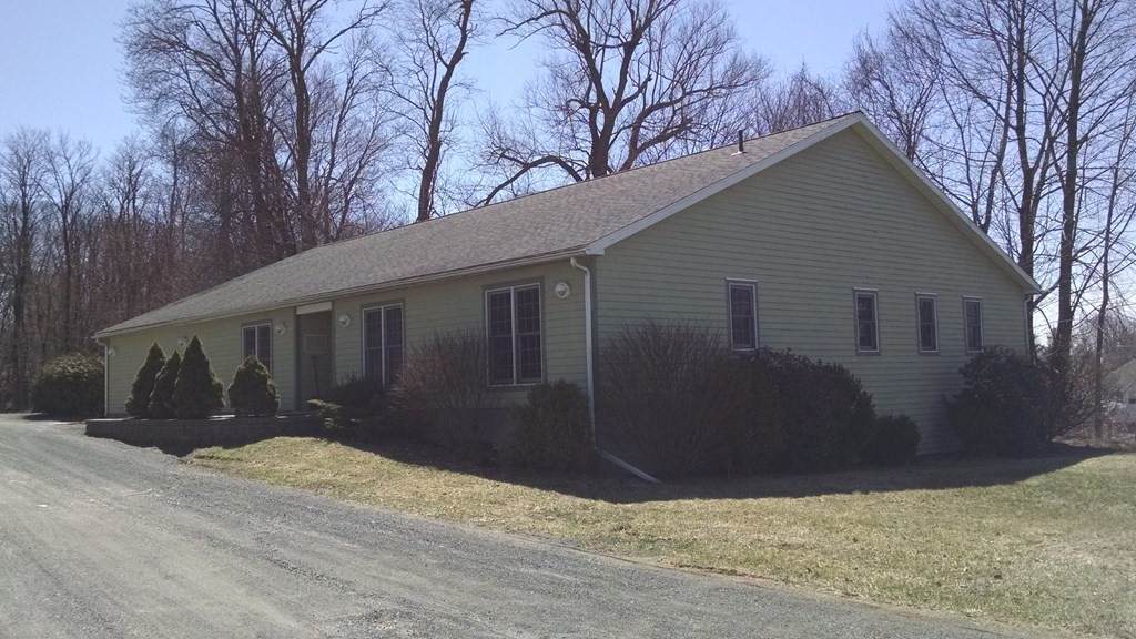 231 Russell Street - Photo 1