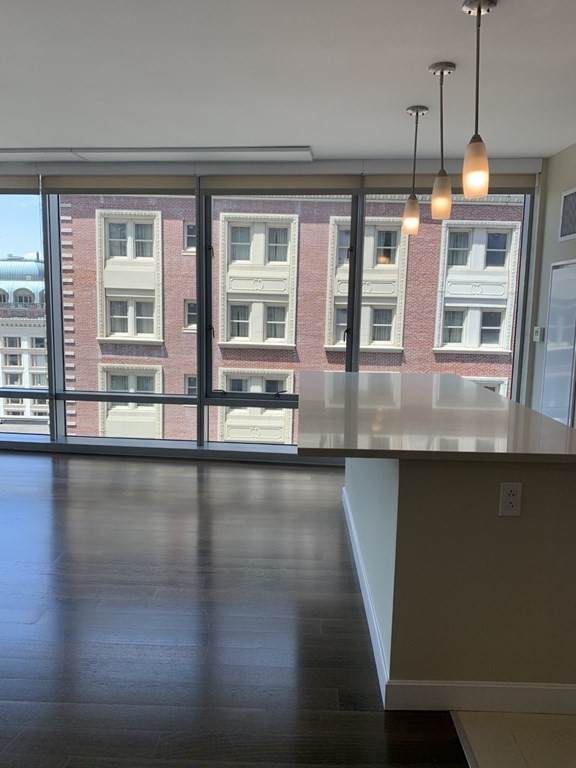 77 Exeter Street - Photo 1