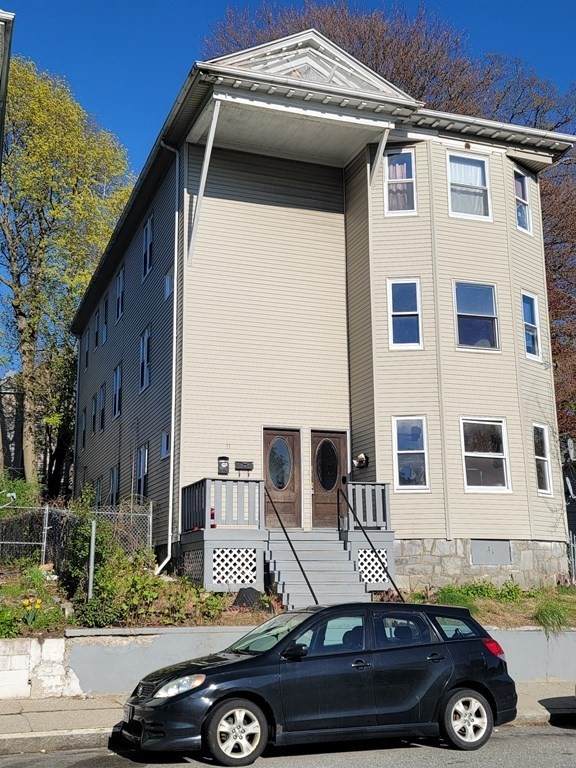 31 Freeland St - Photo 1