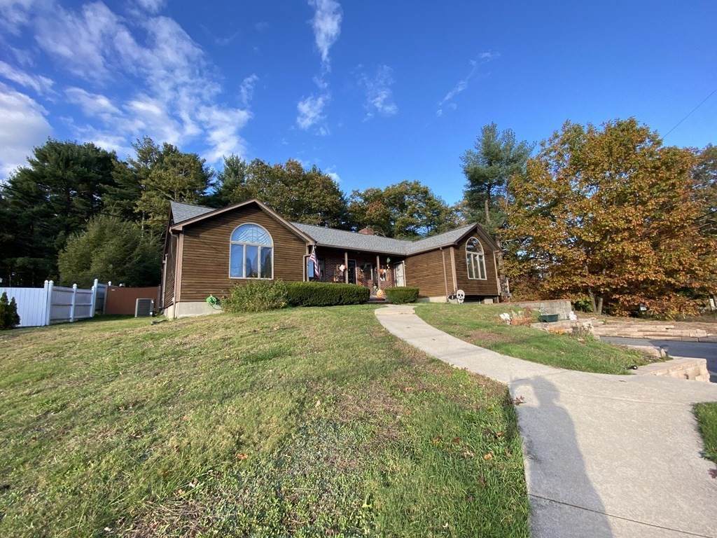 1 Park Dr - Photo 1