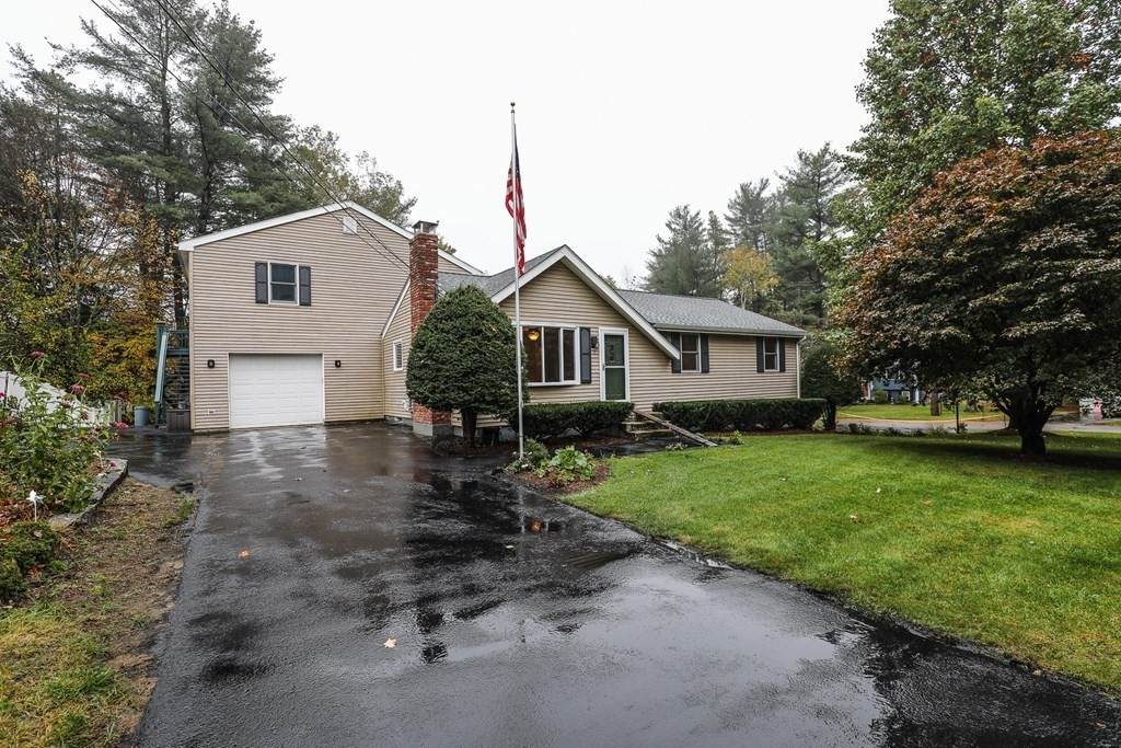 1 Laurie Dr - Photo 1