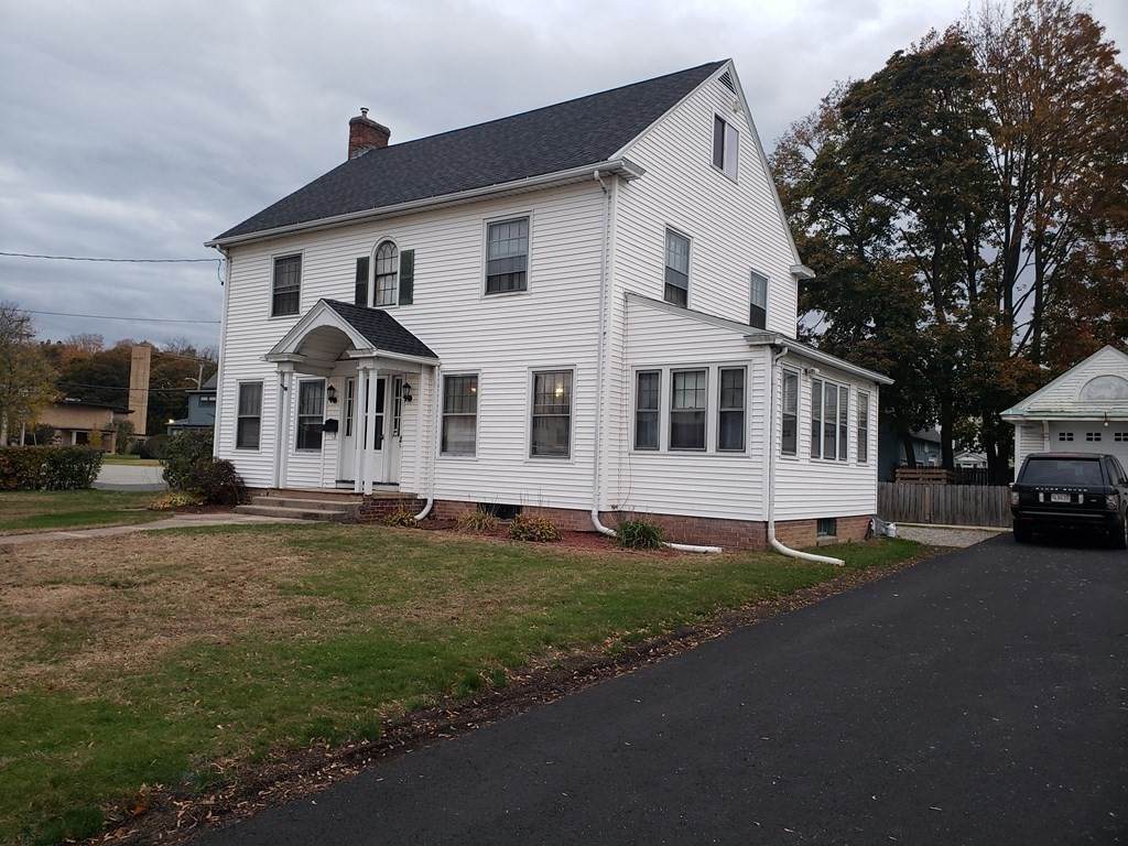 605 South - Photo 1