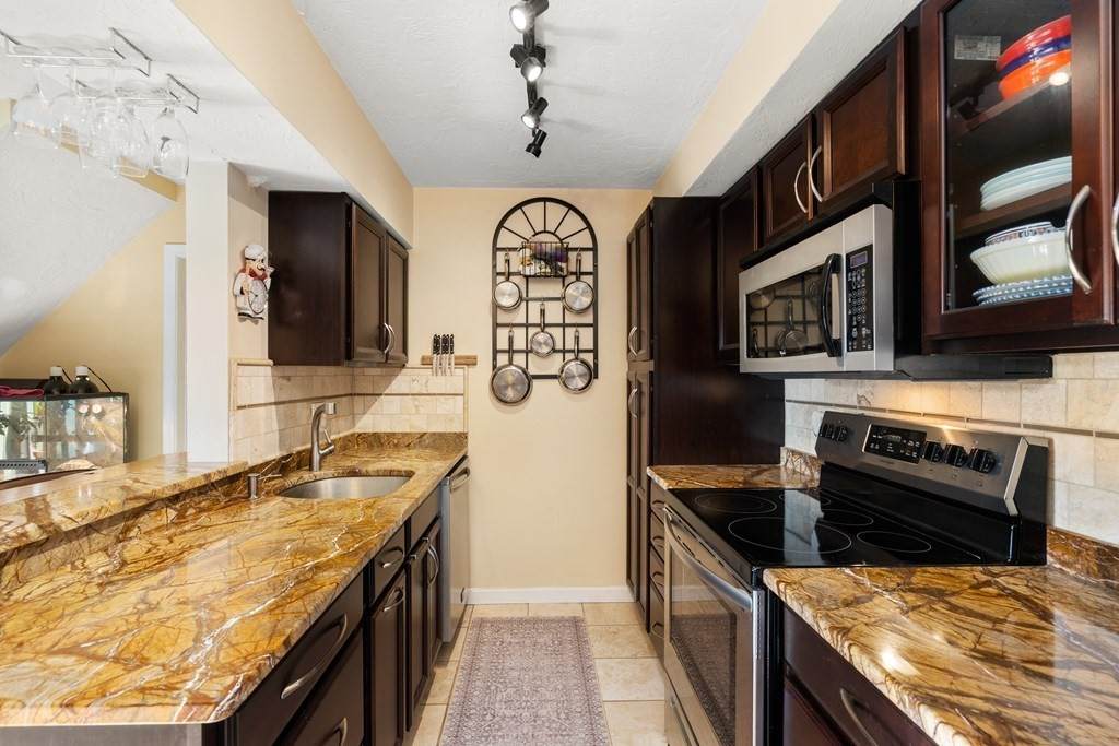 201 Lake Street - Photo 1