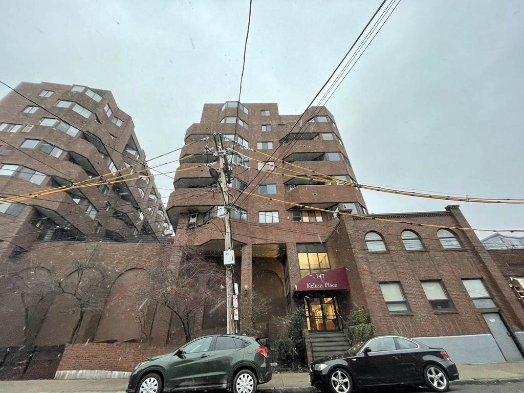 147 Kelton - Photo 1