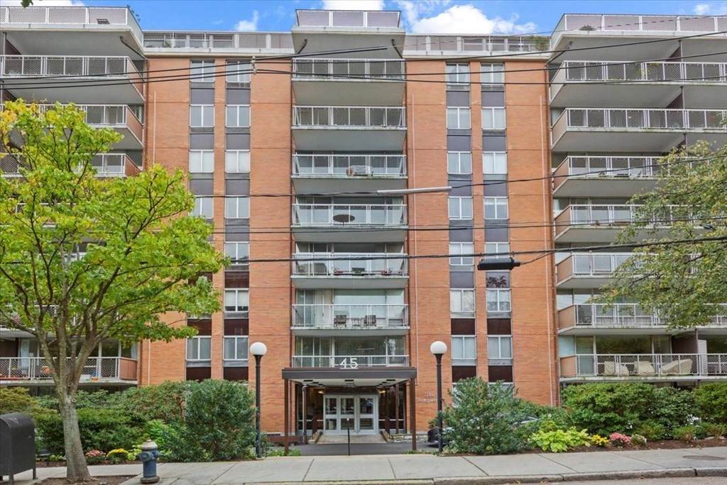 45 Longwood Ave. - Photo 1