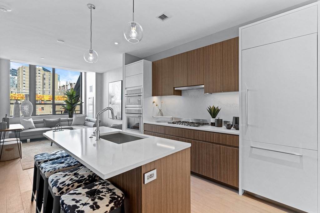 100 Shawmut Avenue - Photo 1