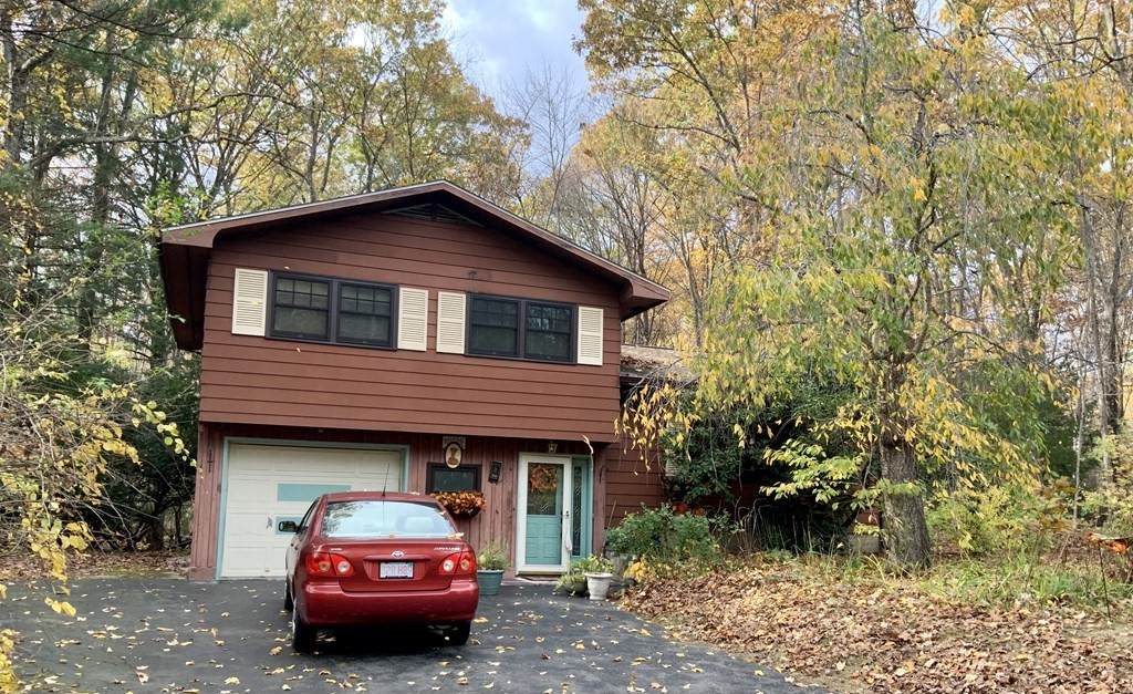 26 Laurel Lane - Photo 1