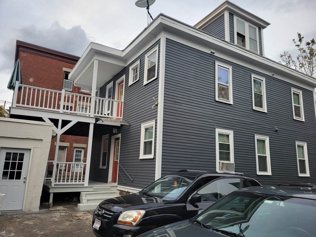 56 Salem St - Photo 1