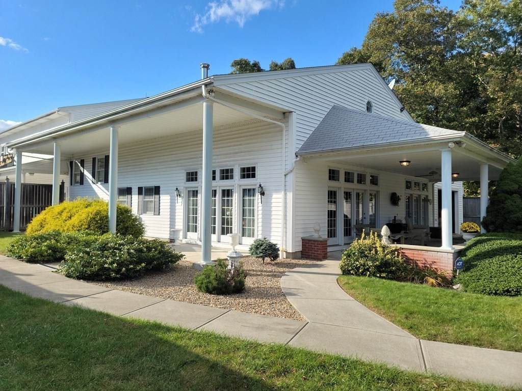 930 American Legion Hwy. - Photo 1
