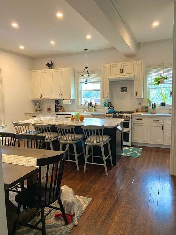 15 Downer Ave - Photo 1