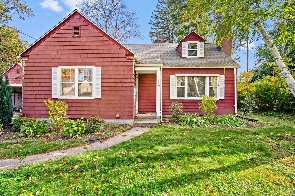 169 Whittum Avenue - Photo 1