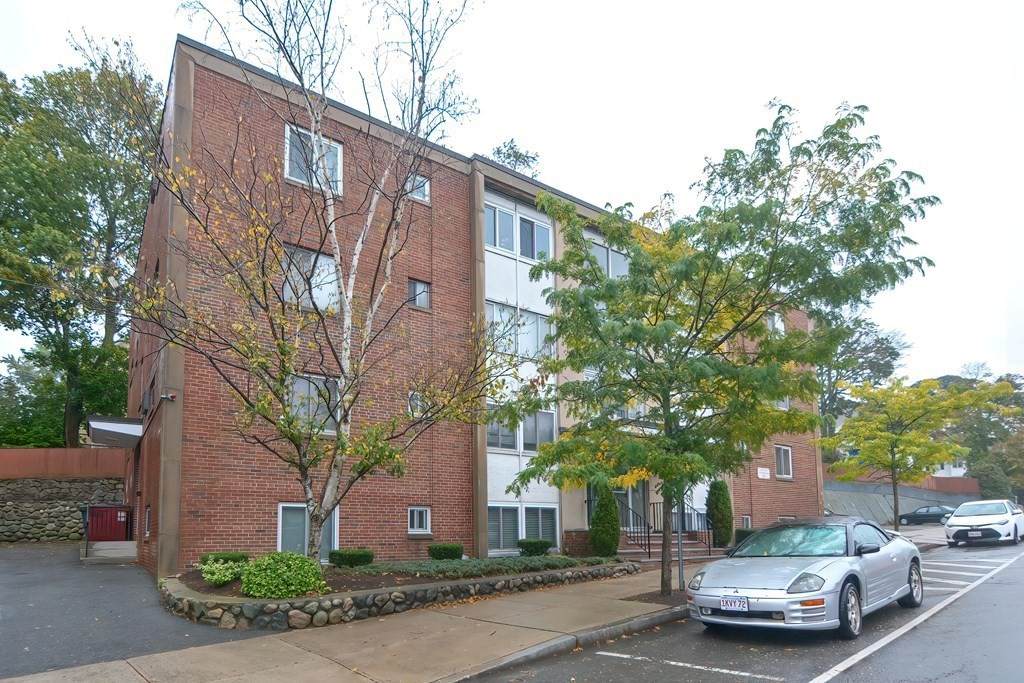 851 Broadway - Photo 1