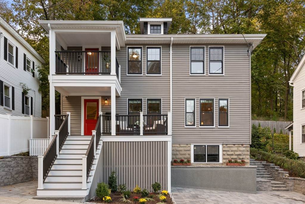27 Upcrest Rd - Photo 1