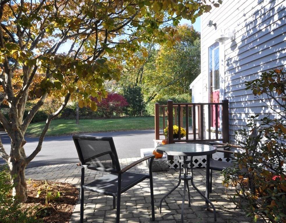 3 Clover Hill - Photo 1