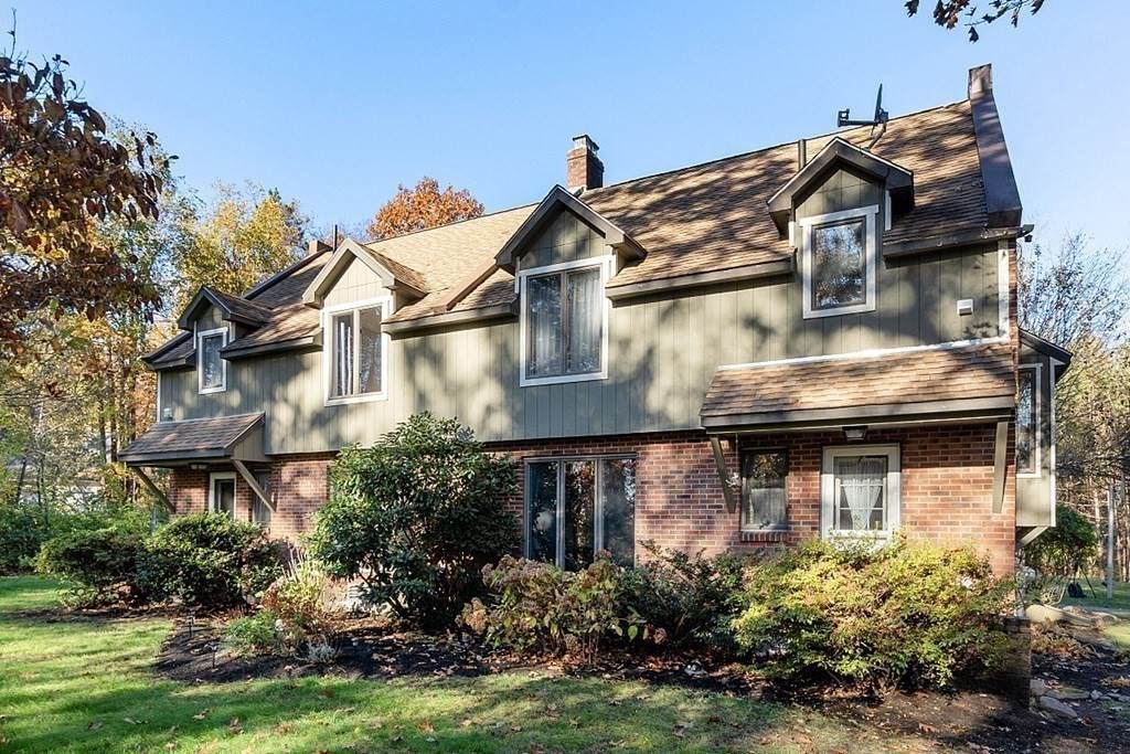 27 Williams Drive - Photo 1