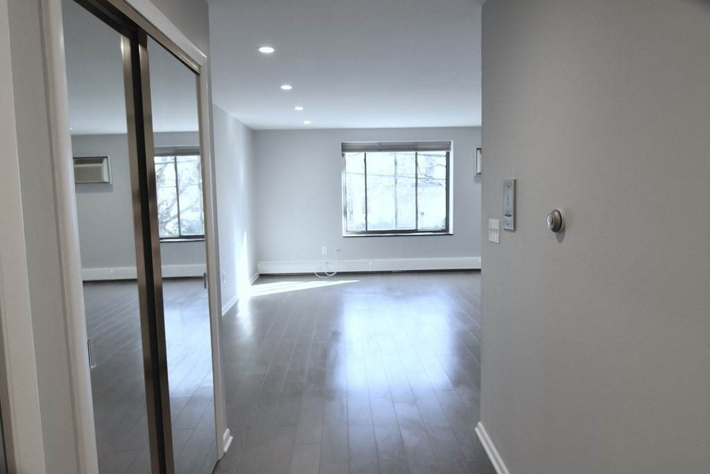 53 Paul Street - Photo 1