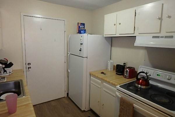 51 Village Brook Ln - Photo 1