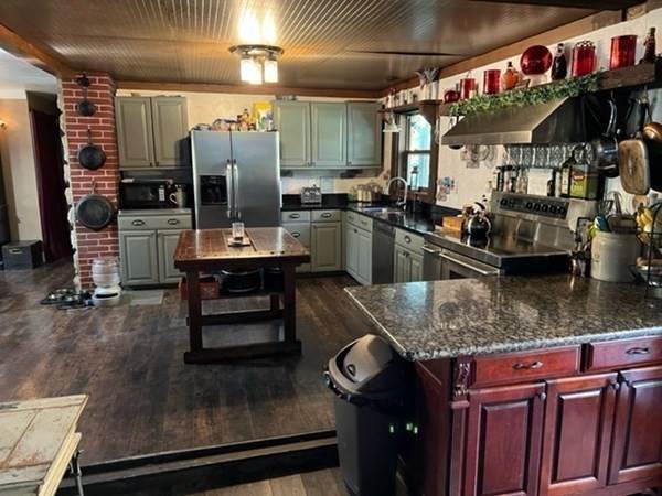 54 Mildred Rd - Photo 1