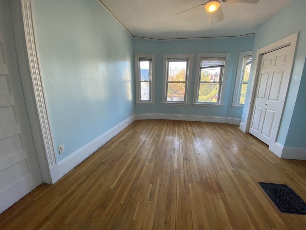 29 Holman - Photo 1