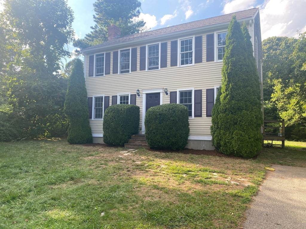 27 Sachem Drive - Photo 1