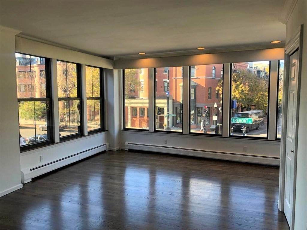 608 Tremont - Photo 1