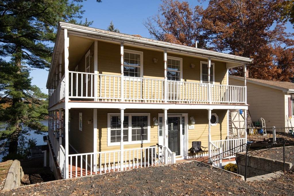 105 Lakeshore Dr - Photo 1