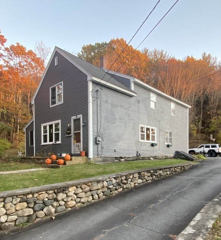 721 Chestnut St - Photo 1