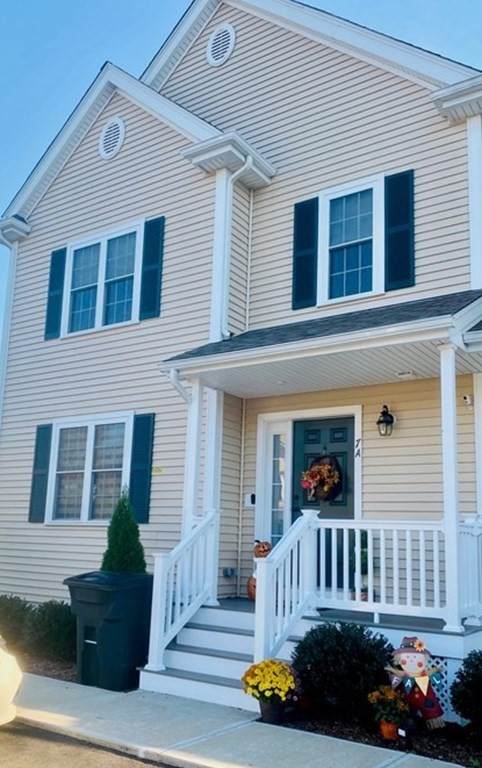 172 Dean St - Photo 1