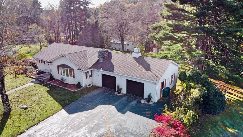 327 Pleasant St - Photo 1