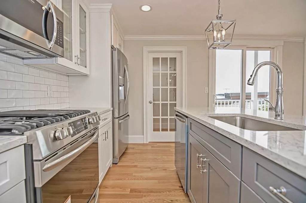 280 E Eagle - Photo 1