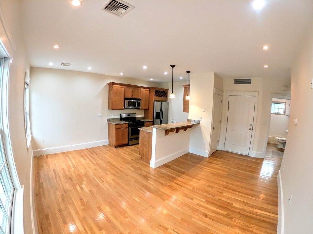 10 Murray Hill - Photo 1