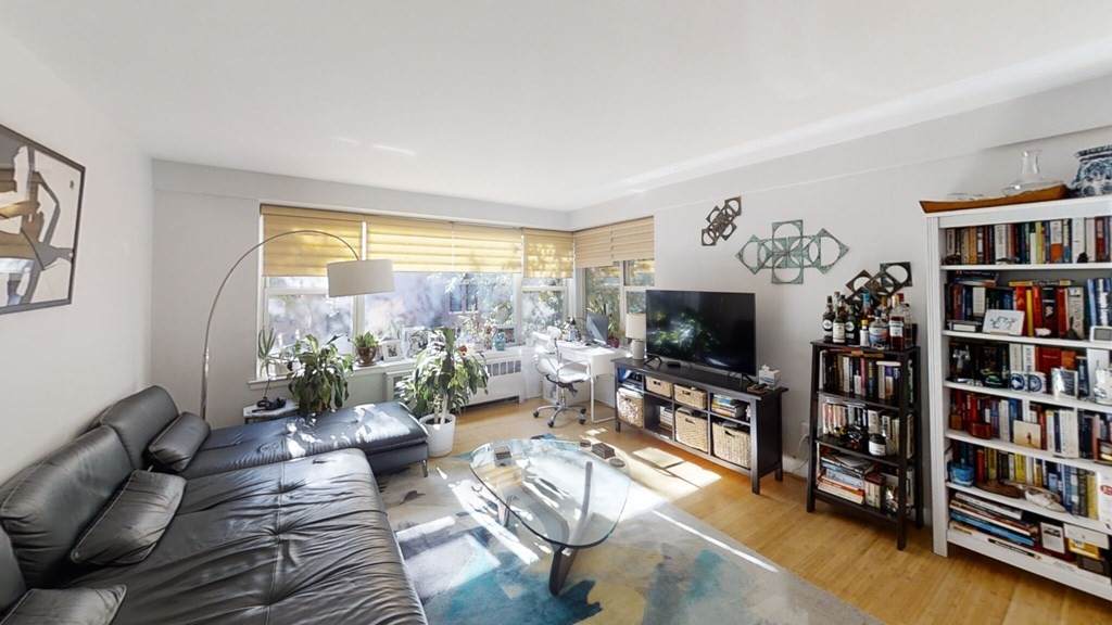 145 Pinckney St - Photo 1