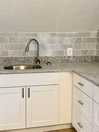8 Boylston - Photo 1
