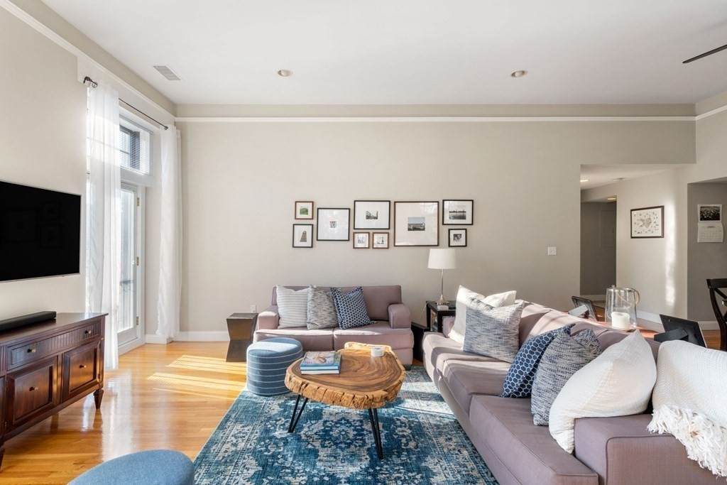 342 Bunker Hill Street - Photo 1