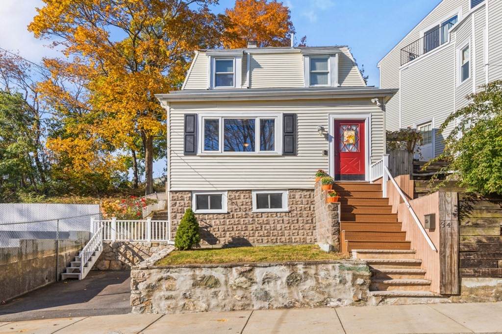 34 Granville Avenue - Photo 1