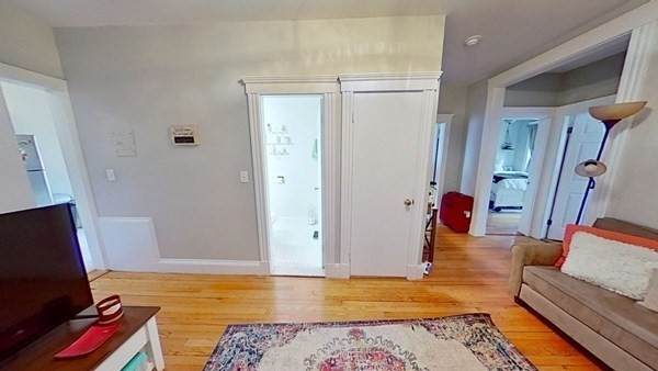2 Sutherland Road - Photo 1