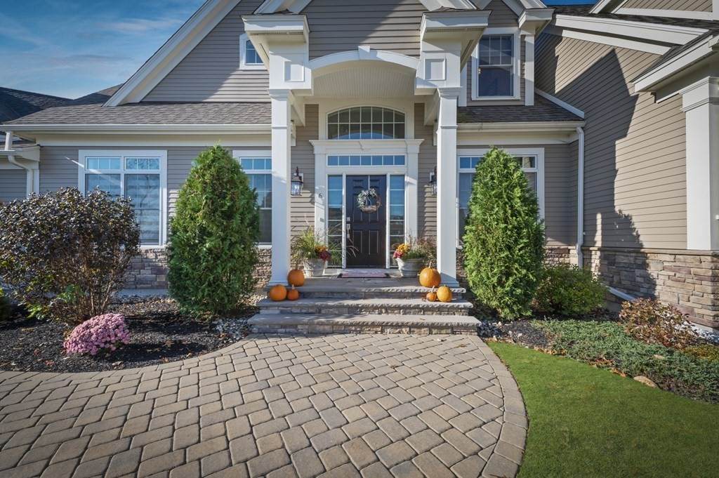 6 Augusta Way - Photo 1