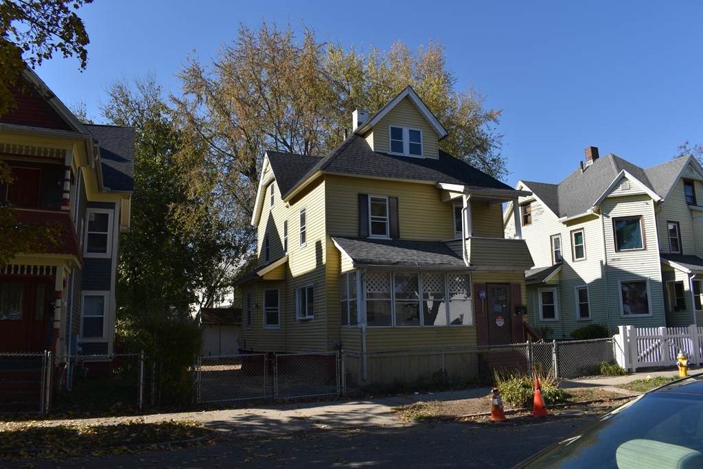 92 Marion St - Photo 1